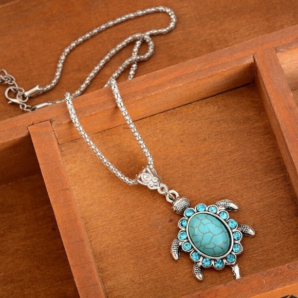 Boho turquoise turtle pendant silver plated - Picture 2 of 4